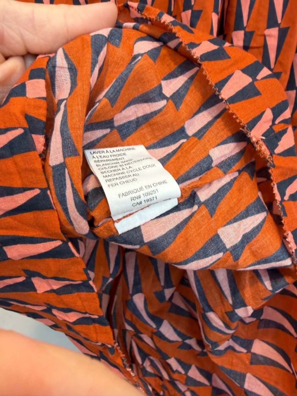 Birds of Paradise by Trovata Carla Peasant Blouse Orange Geometric Print Small - Picture 5 of 5